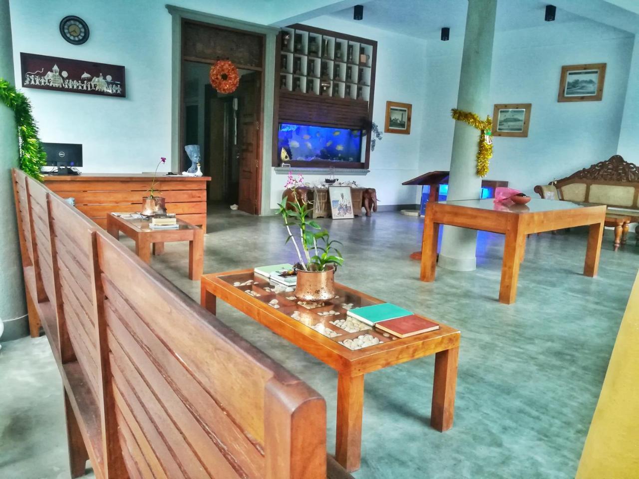 Nil Diya Matara